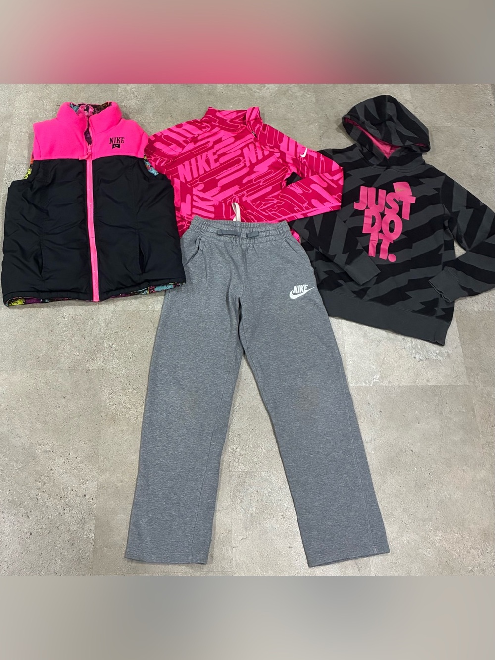 Girls NIKE Sweatshirt..Sweatpants..Pullover & Puffer Vest Lot, sz Large